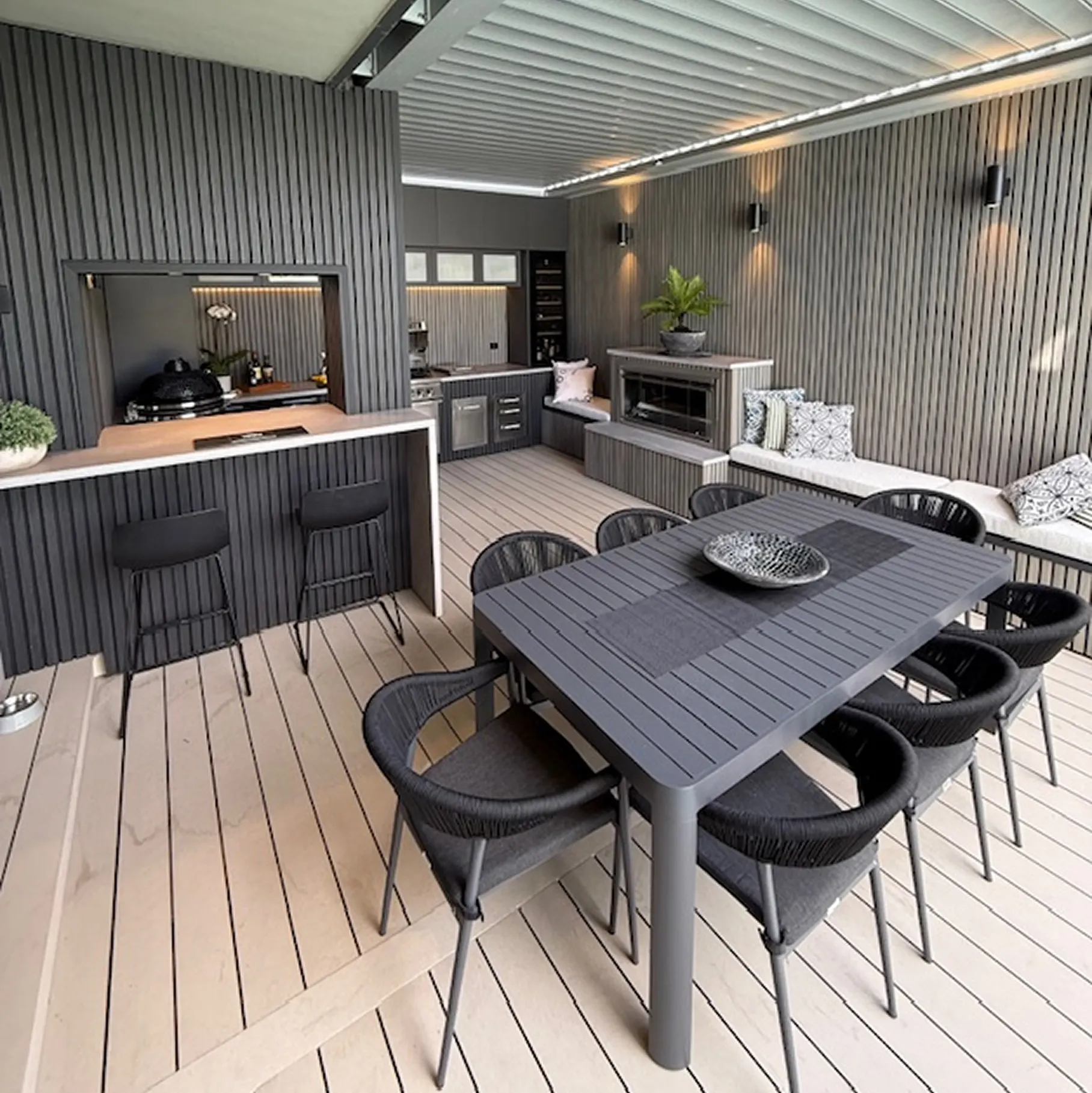 Outdoor Kitchens